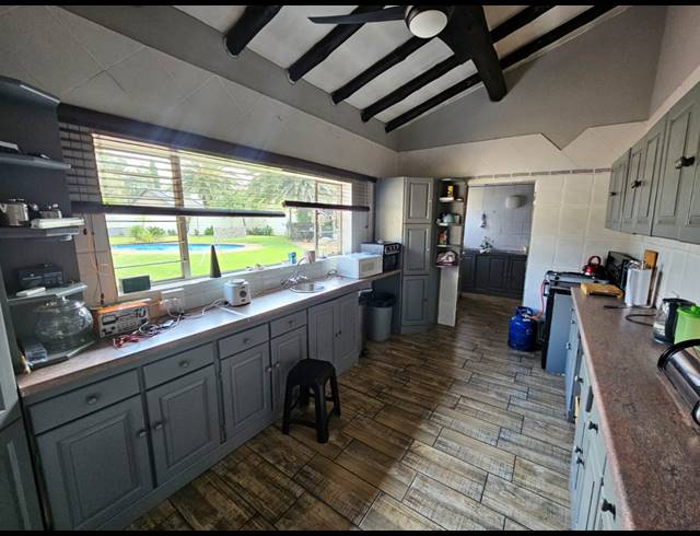 4 BEDROOM HOUSE TO LET IN VAALPARK